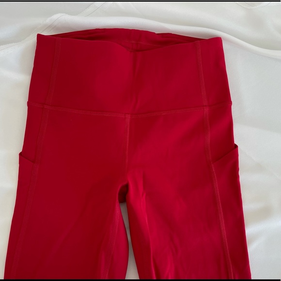 Lululemon Pace Rival Crops - Picture 2 of 4
